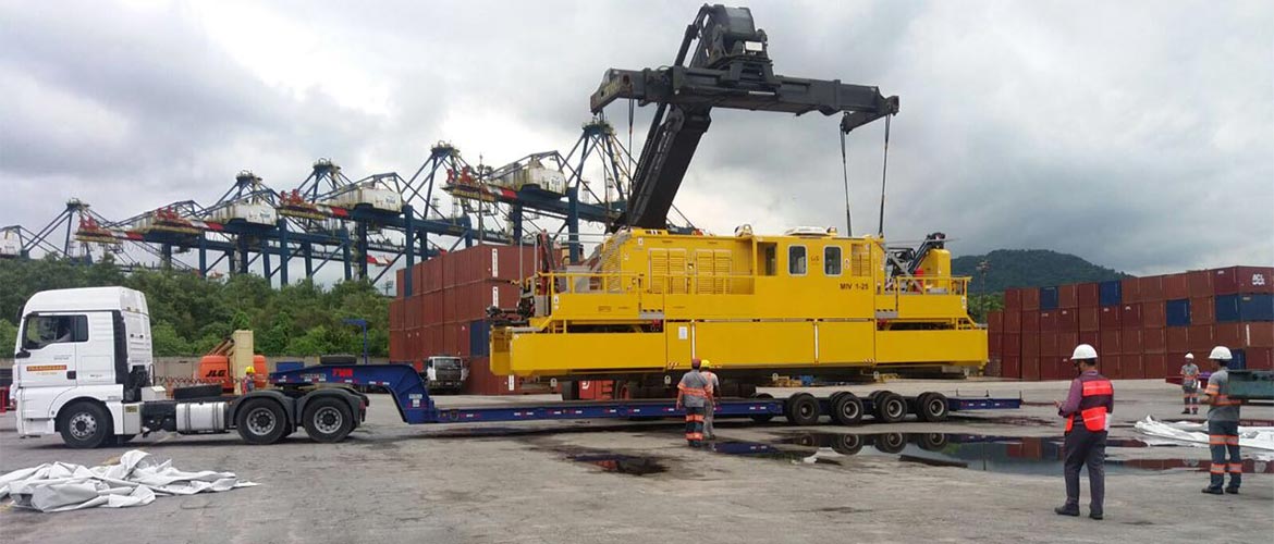 Montagem de máquinas injetoras